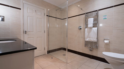 Suite-Bathroom2