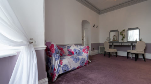 Suite-dressing-room2