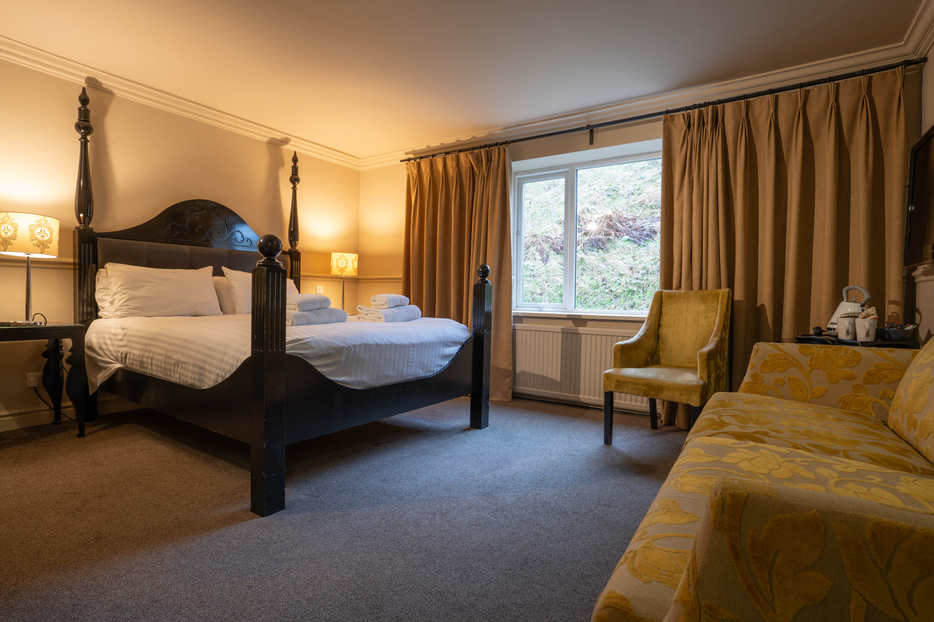 Family Rooms | Family Hotel Packages | Hollin House Hotel